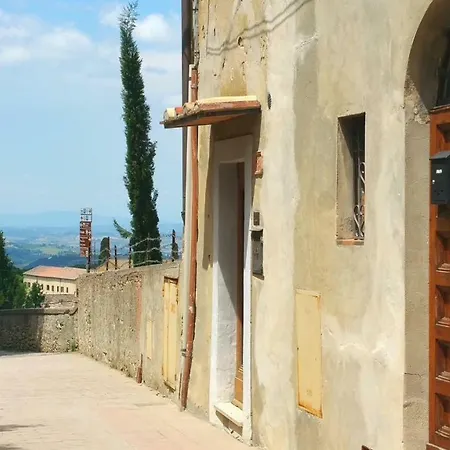 La Rocca Romantica سان جيمينيانو