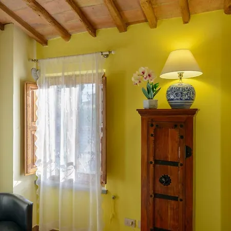 بيت ضيافة La Rocca Romantica 3*