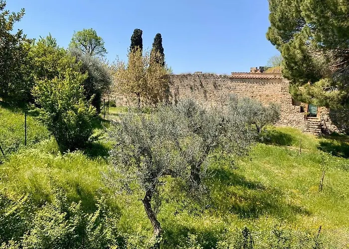 La Rocca Romantica سان جيمينيانو